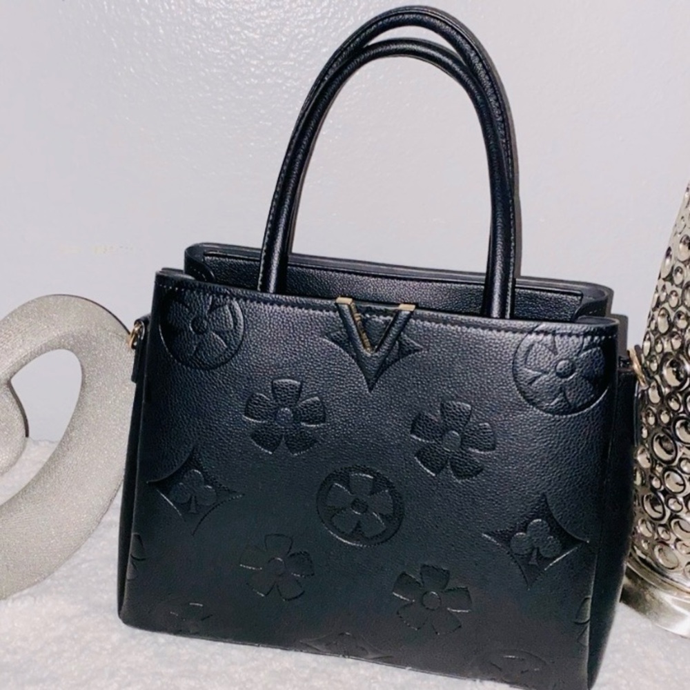 🌸Fashion Pocketbook 🌸